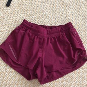 Lululemon hotty hot II shorts